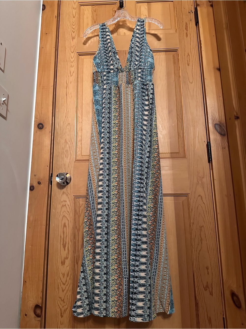 Sleeveless V-Neck Maxi Dress in Teal and Tan
